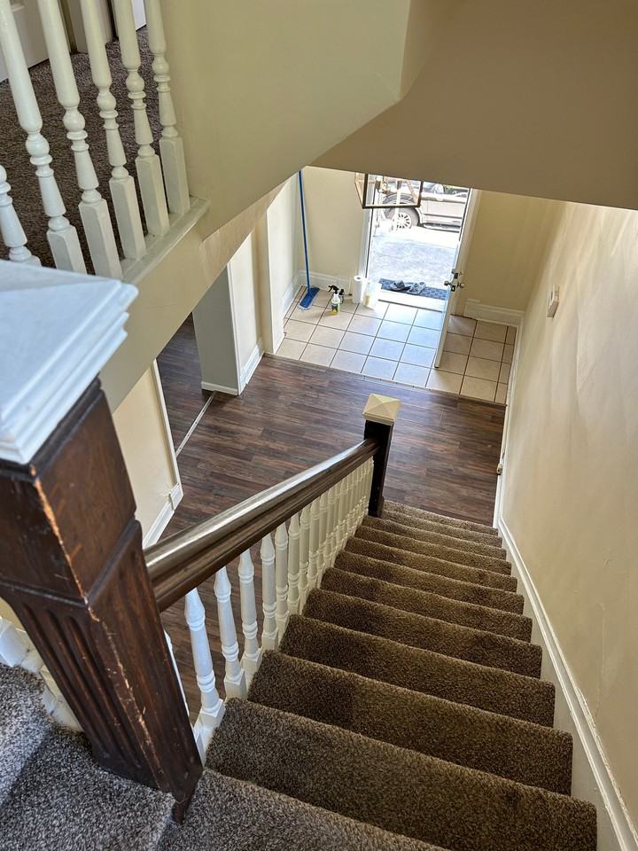 419 Grace St - Photo 3 of 16