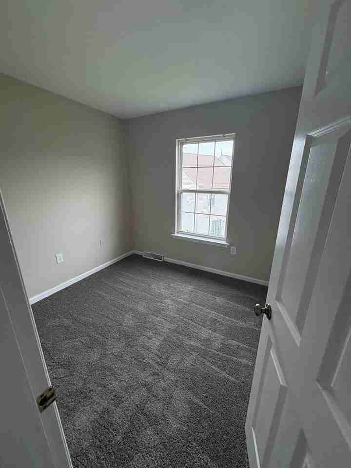 209 Wild Cherry Ln - Photo 7 of 11