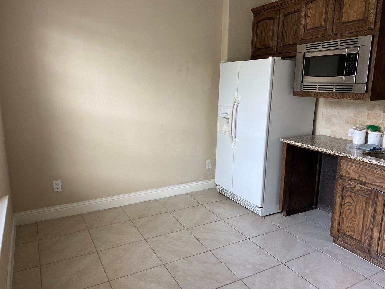 10508 Fort Davis Pl - Photo 2 of 6