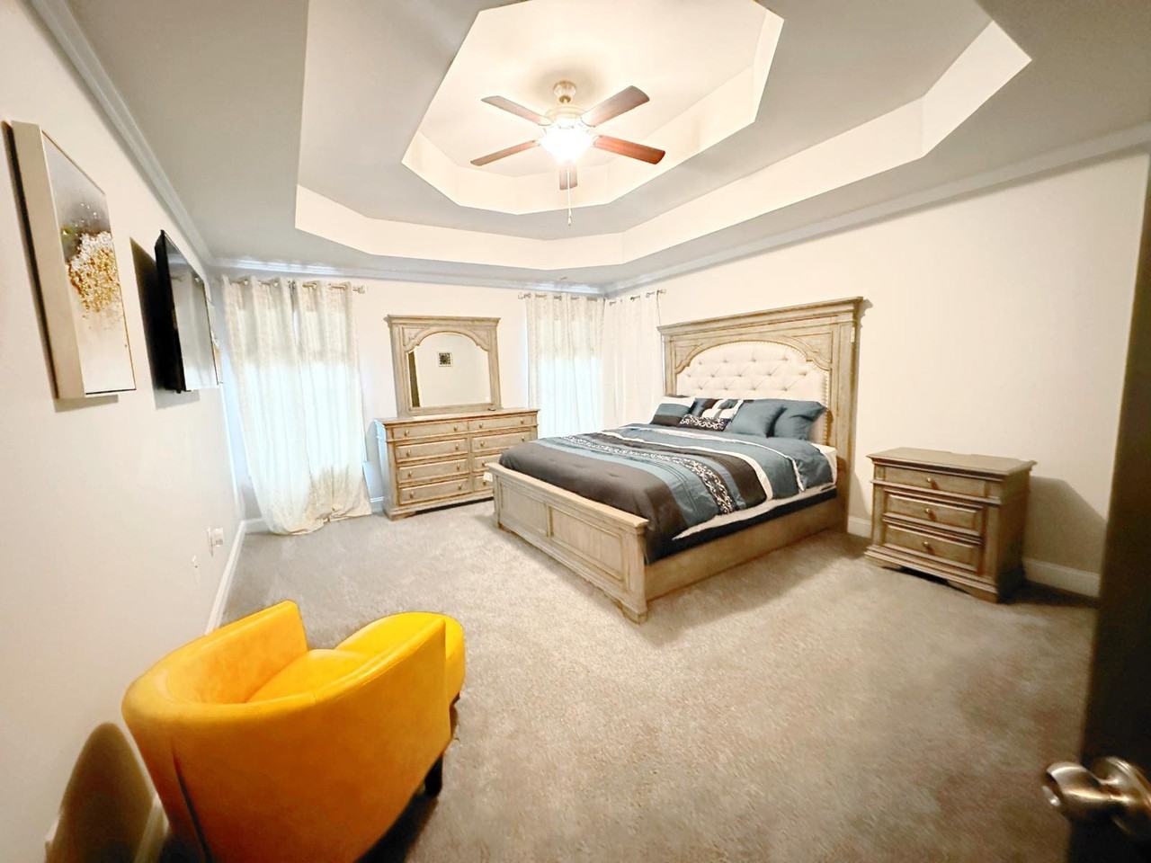 1642 Lapland Dr - Photo 3 of 50