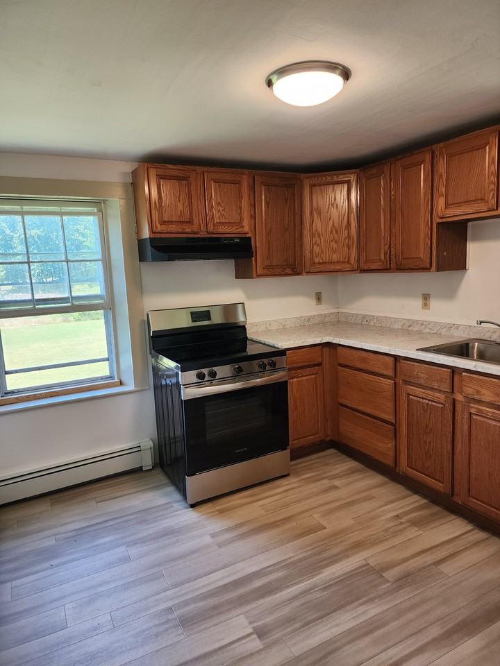 85 Wright Rd #B - Photo 2 of 8