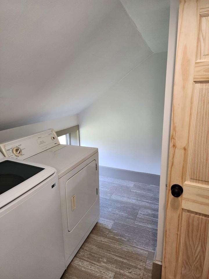 85 Wright Rd #B - Photo 3 of 8
