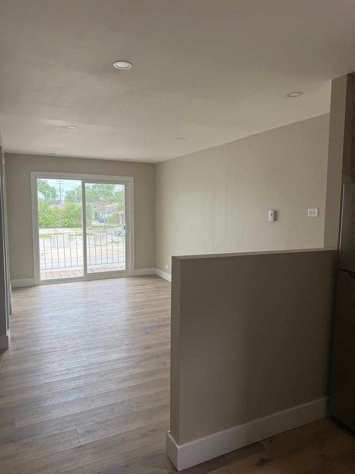 1506 W 127th St #2W - Photo 3 of 14