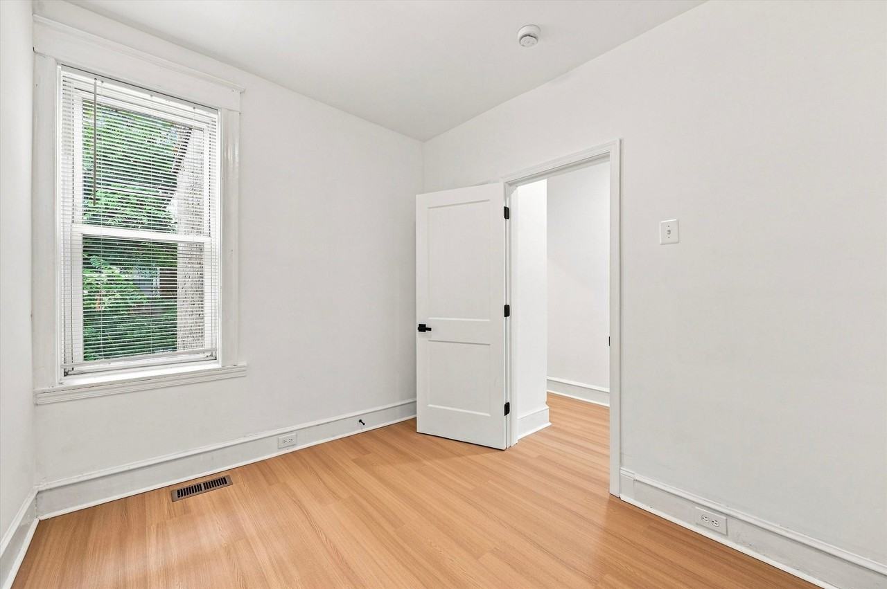 5531 Blakemore St - Photo 6 of 15