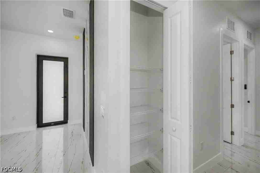 3121 69th St W - Photo 7 of 50