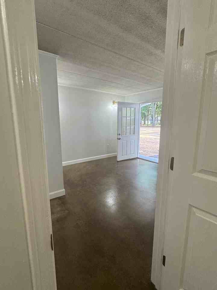 308D Joseph St #D - Photo 3 of 13