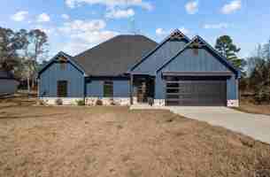 featured image of 12376 Country Pl