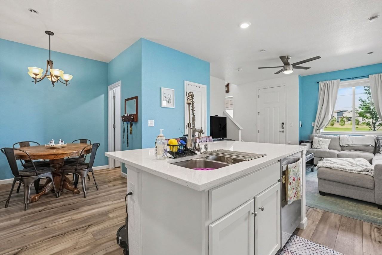 12496 Childers St - Photo 6 of 23