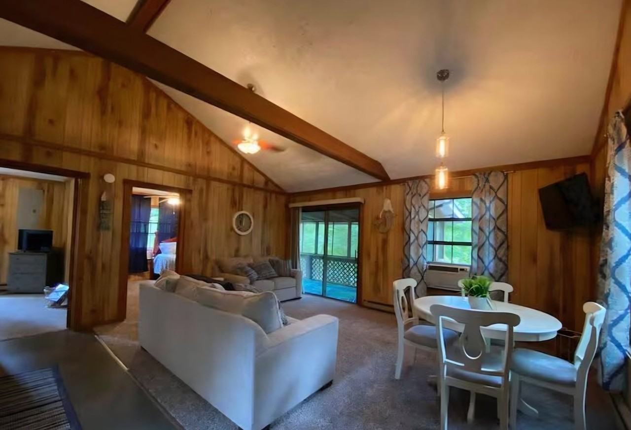 1039 Tules Landing Shores Ln - Photo 4 of 10