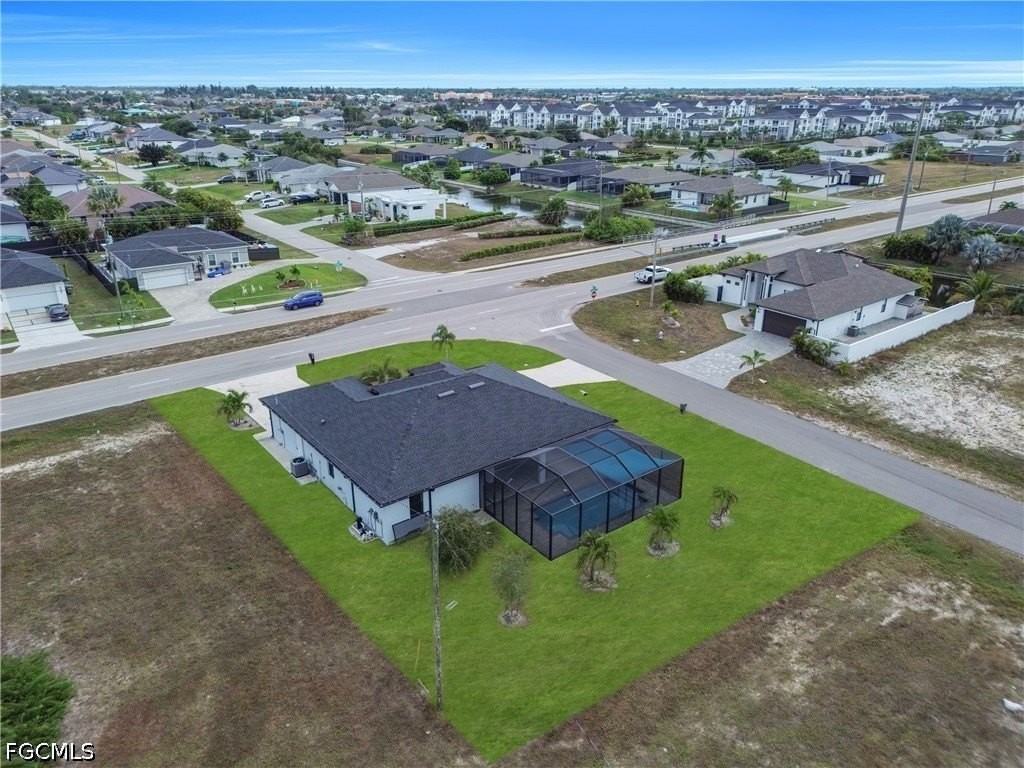 24 Chiquita Blvd S - Photo 4 of 39