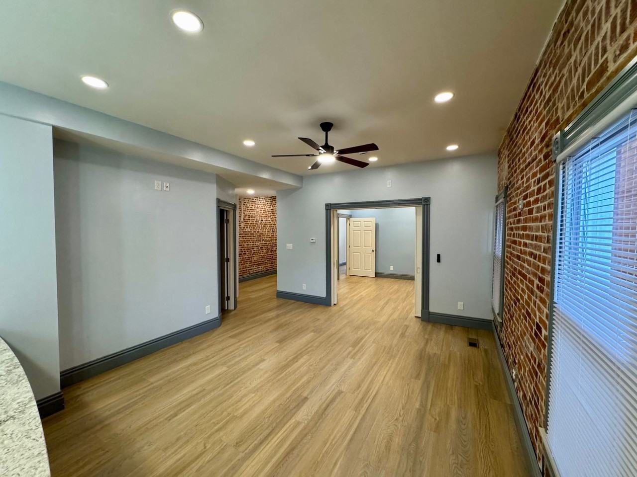 2137-2139 California St - Photo 2 of 16