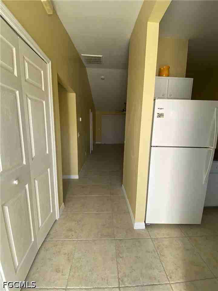 5478 Thomas St - Photo 4 of 22