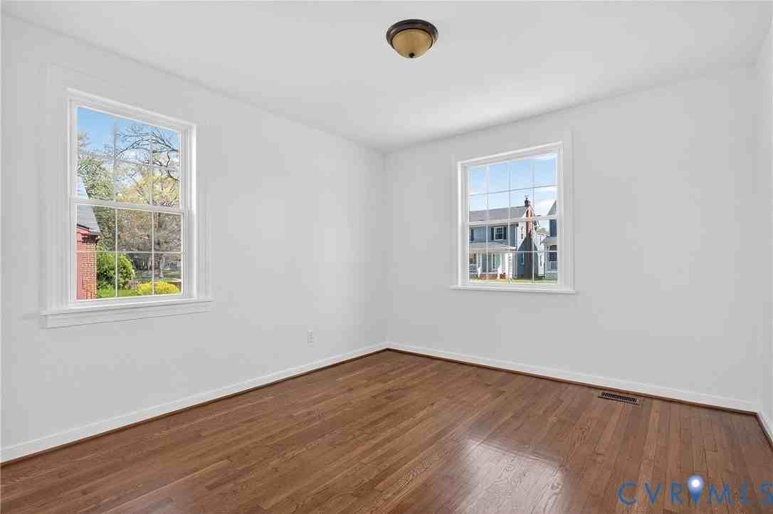 3510 Maryland Ave - Photo 2 of 19