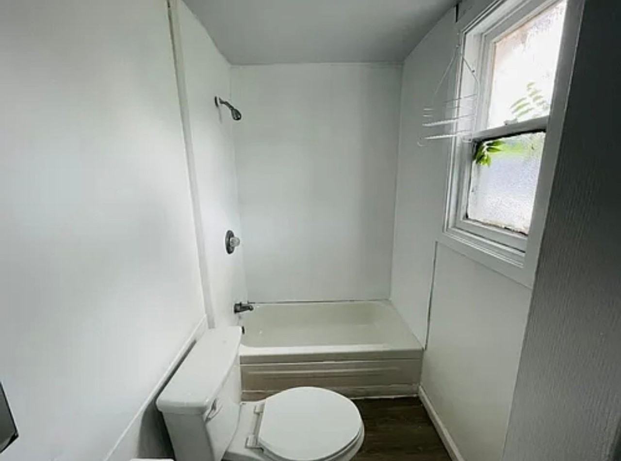 327 Hampshire St - Photo 3 of 20