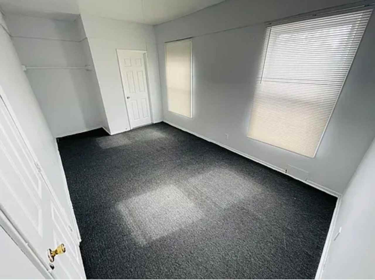 327 Hampshire St - Photo 7 of 20
