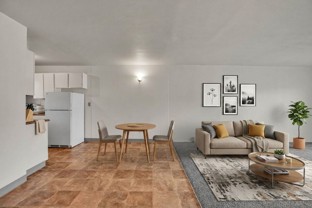 JC0679 - Barbur Place Apartments - Photo 1 of 1
