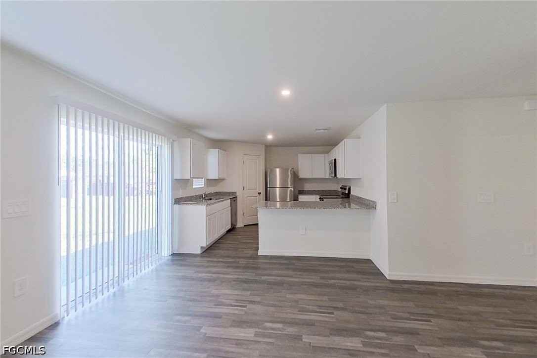 4020 Garden Blvd - Photo 4 of 20