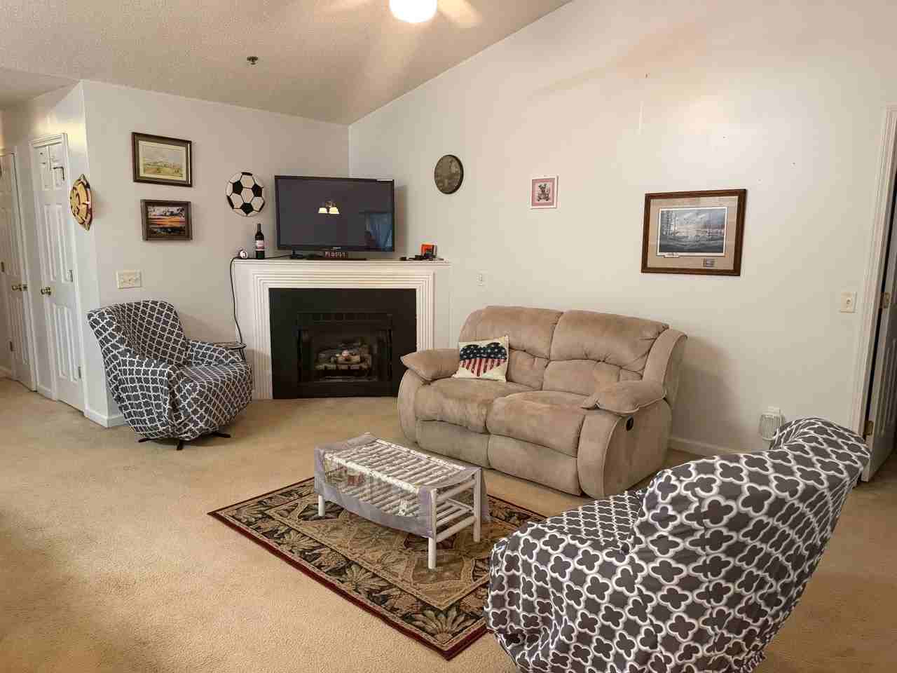 1605 Willoughby Park Ct #7 - Photo 4 of 21