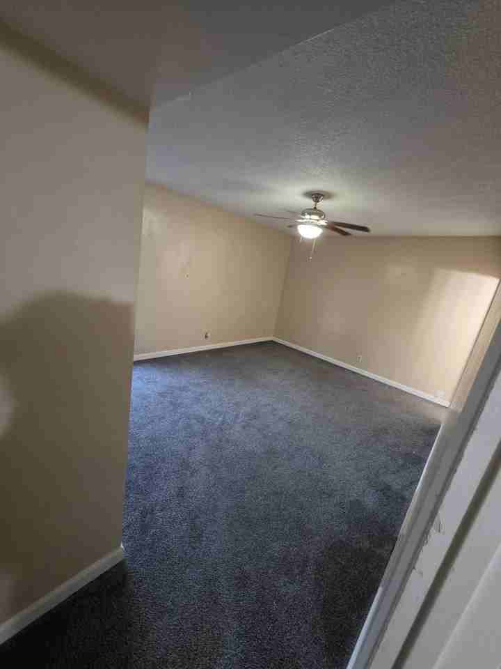 5301 Demaret Ave #24 - Photo 5 of 8