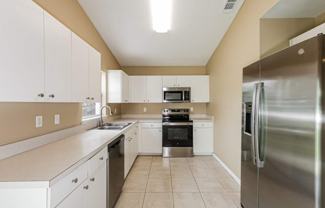 6817 N Olmsted Ave - Photo 1 of 1