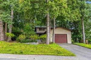 featured image of 10612 Ne 154th Pl
