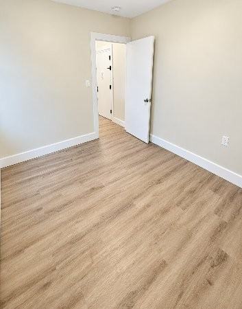 20 Seidler St #3 - Photo 4 of 6