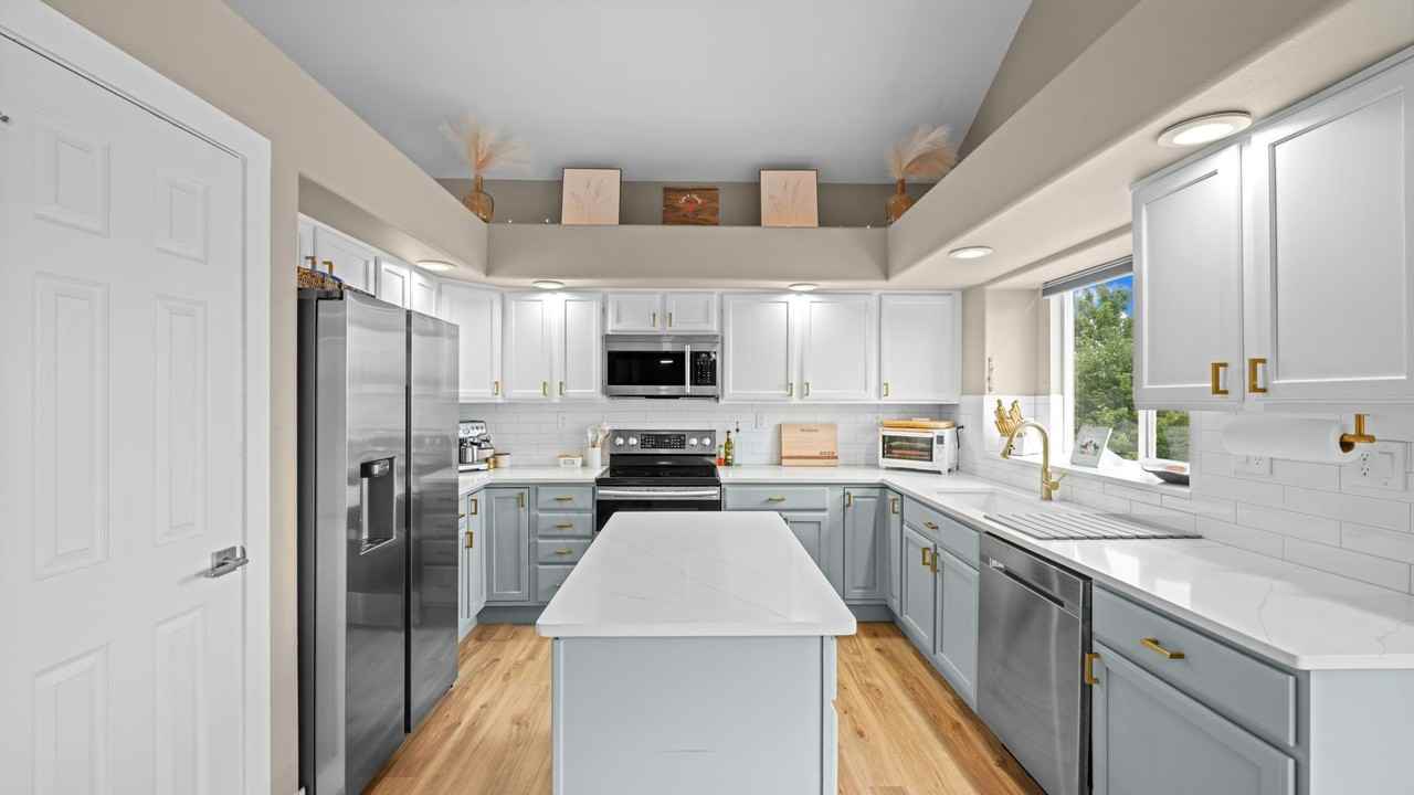 3882 Pronghorn Meadows Cir - Photo 5 of 20