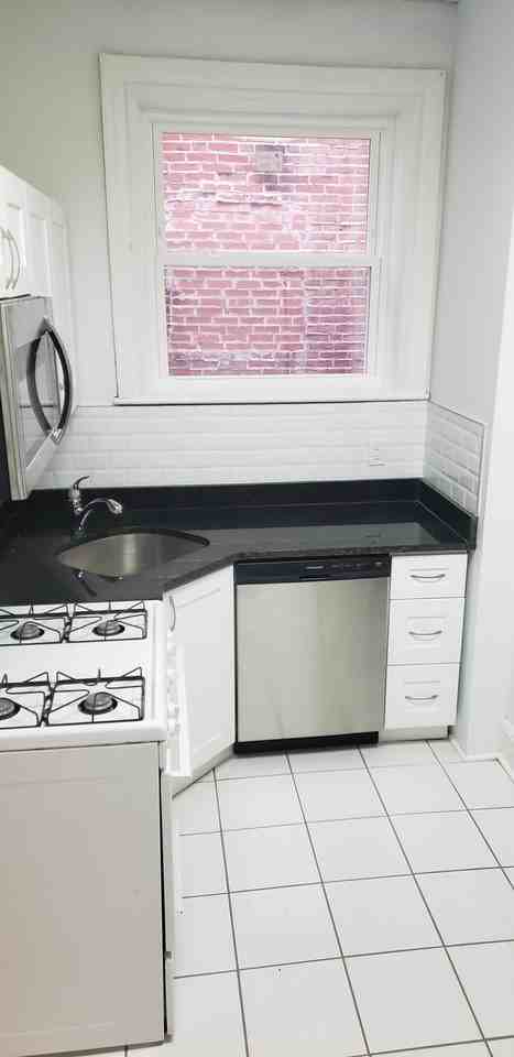 234 S 44th St #1FL - Photo 6 of 10