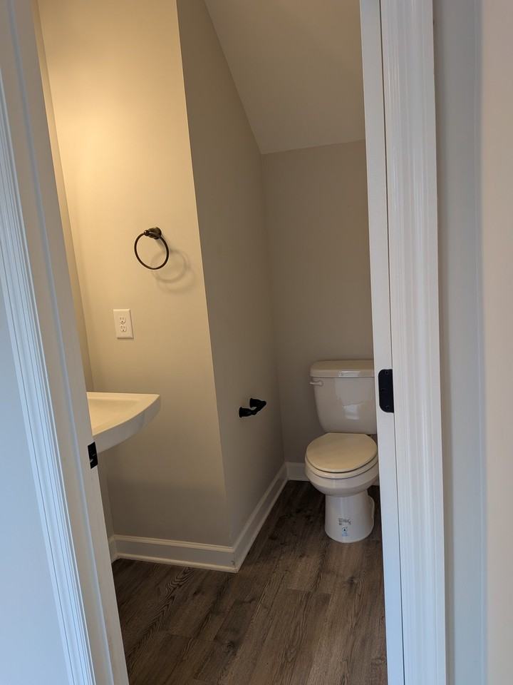 534 Tappan Pvt Ln - Photo 6 of 11