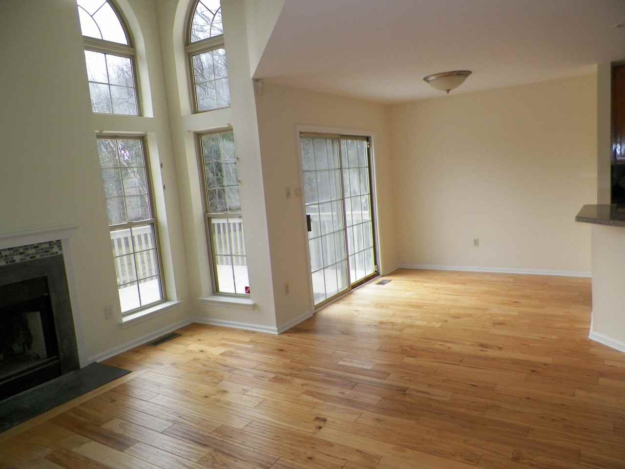 5077 Rosewood Dr - Photo 5 of 20