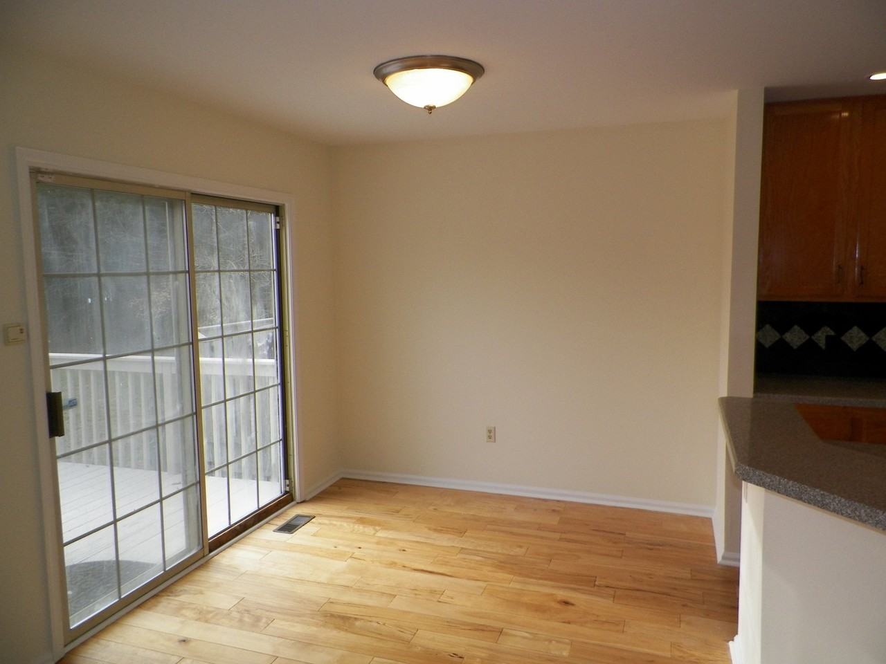 5077 Rosewood Dr - Photo 6 of 20