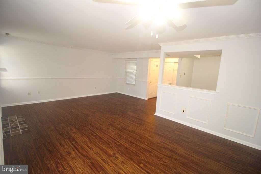 681A Rose Hollow Dr - Photo 7 of 28