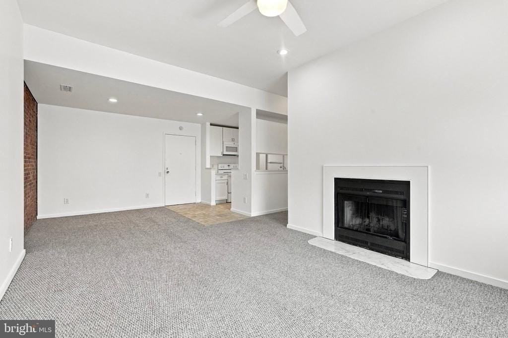 102 Church St Apt 122 - Photo 5 of 25