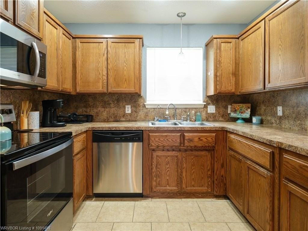 5408 Maria Ln - Photo 4 of 12