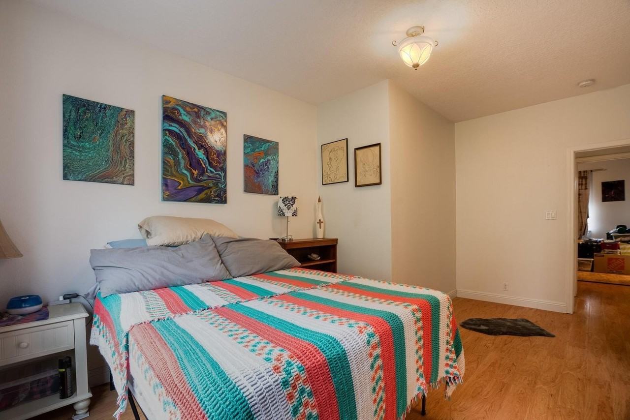618 Coal Ave Sw #B - Photo 7 of 8