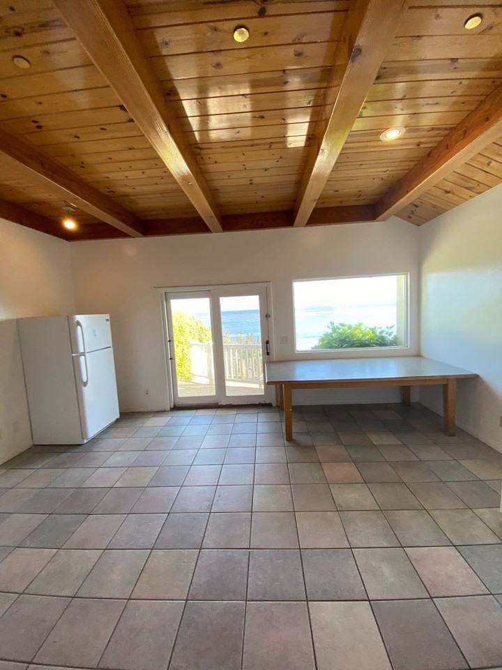 6575 Del Playa Dr - Photo 6 of 12