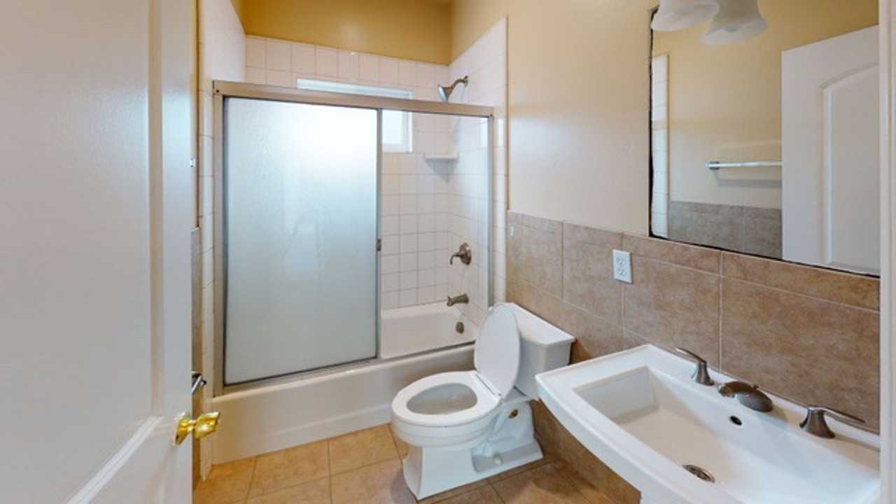 6633 Del Playa Dr - Photo 4 of 25