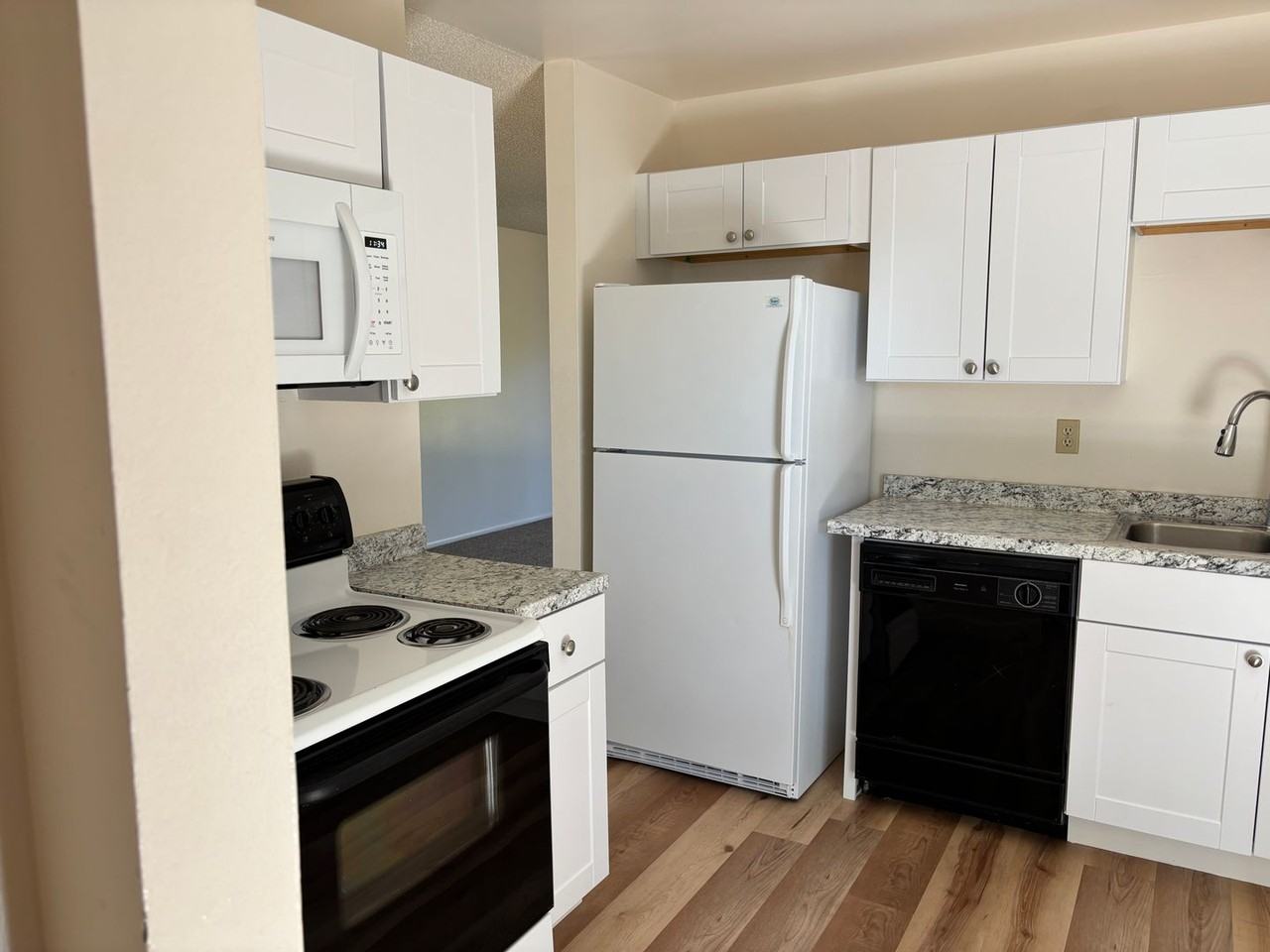 2665 Scholl Dr - Photo 3 of 26