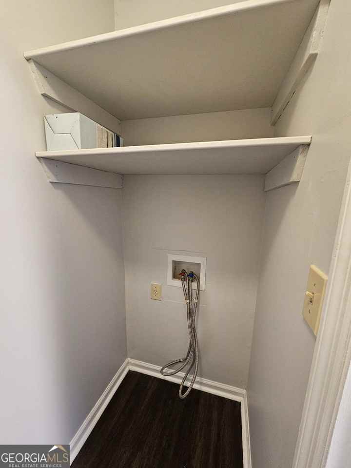 40 Peachtree Way - Photo 6 of 14