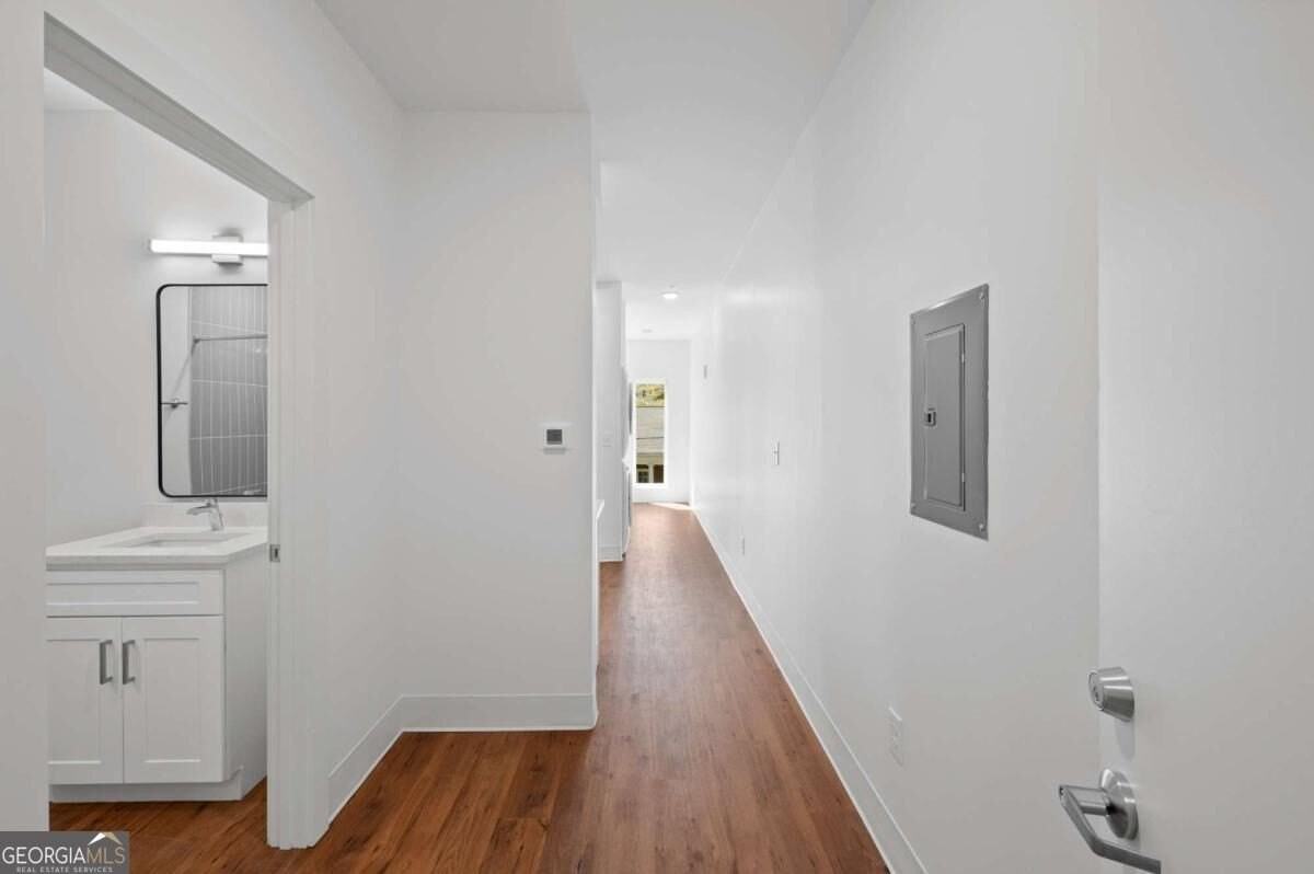 456 Flat Shoals Ave Se #212 - Photo 3 of 20