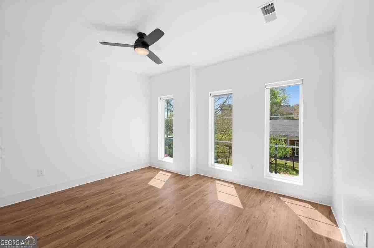 456 Flat Shoals Ave Se #212 - Photo 7 of 20