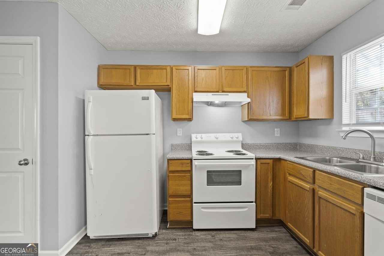 1469 Highway 42 N #G40 - Photo 4 of 29