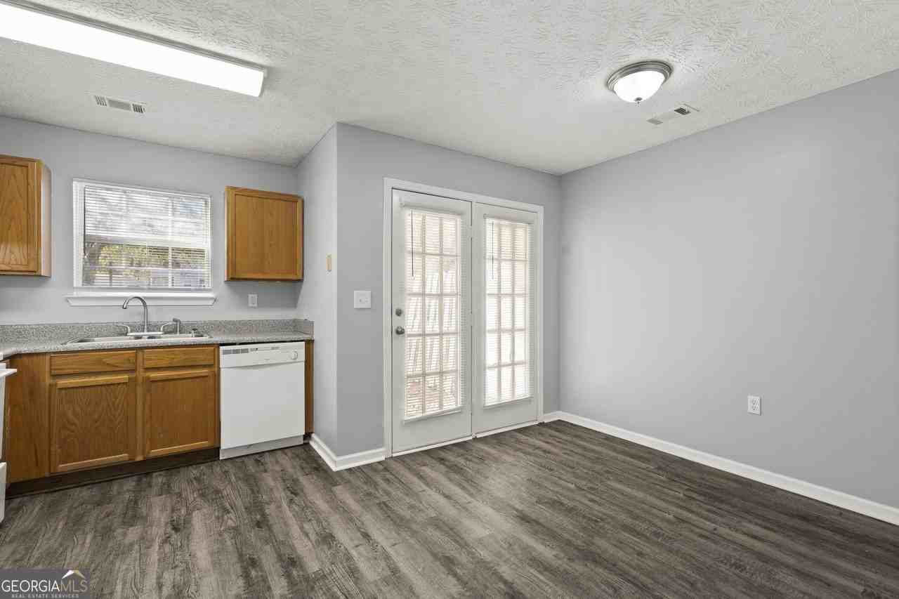 1469 Highway 42 N #G40 - Photo 5 of 29