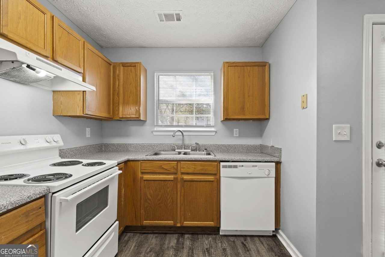 1469 Highway 42 N #G40 - Photo 7 of 29