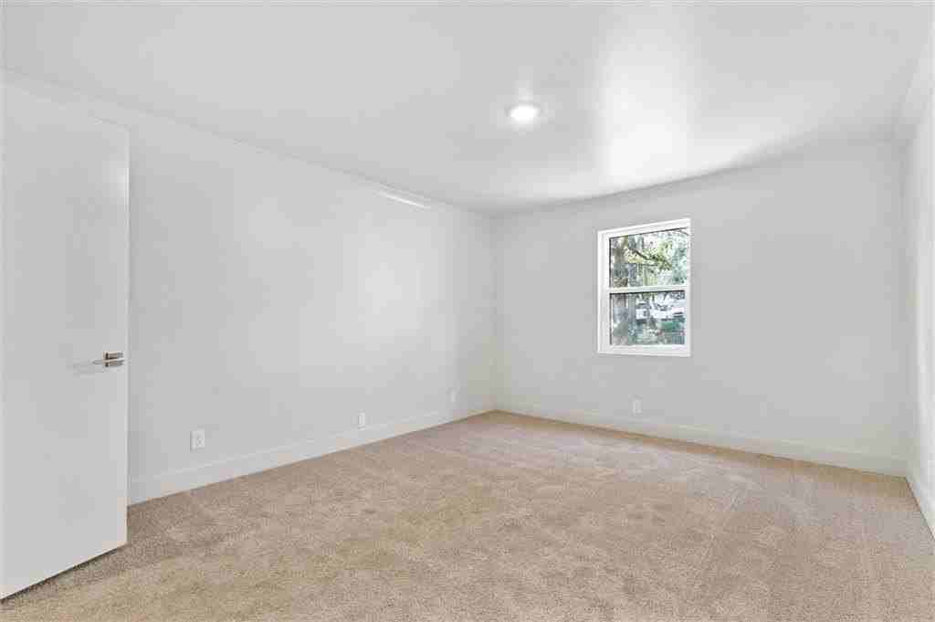 3655 Old Shell Rd #315 - Photo 3 of 14