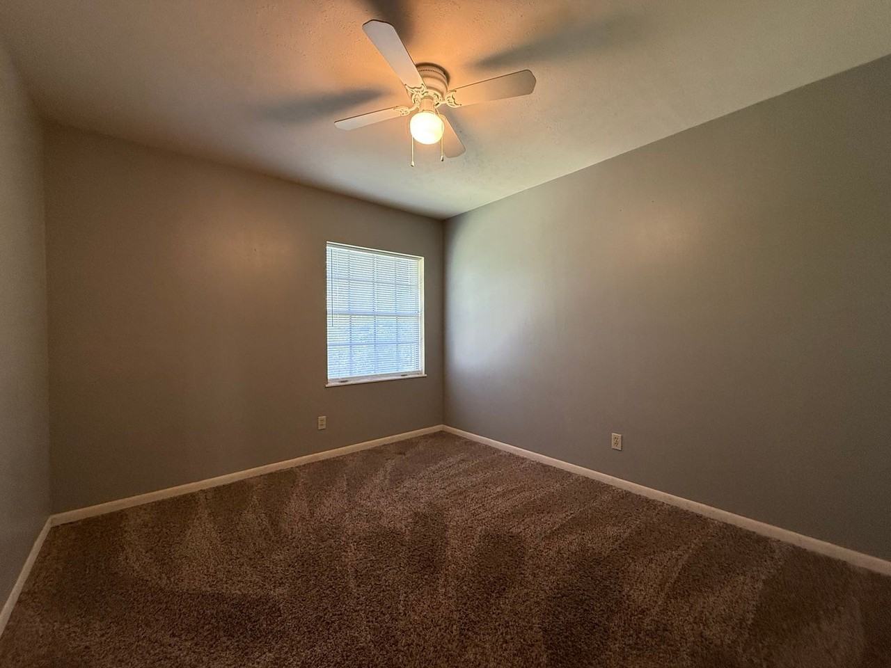 1231 Buckingham Dr - Photo 6 of 6
