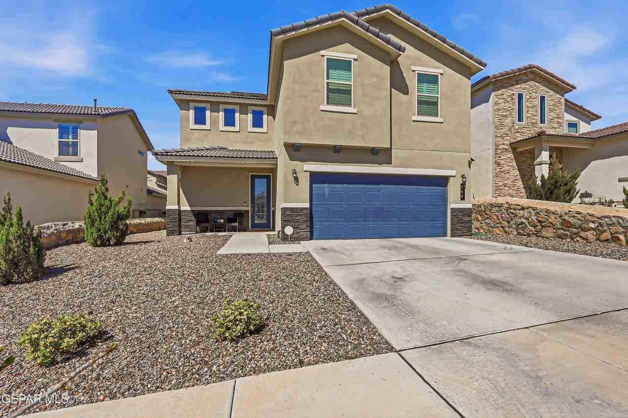 209 Reigate Dr - Photo 3 of 43