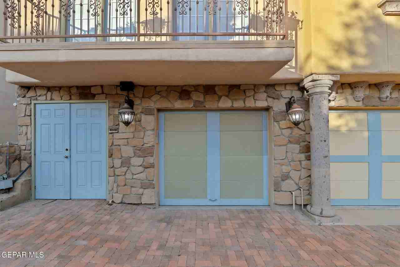 6350 Escondido Dr #D32 - Photo 5 of 22