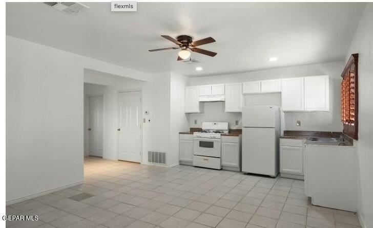 832 Wake Forest Ln #A - Photo 3 of 10