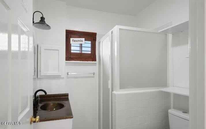 832 Wake Forest Ln #A - Photo 7 of 10